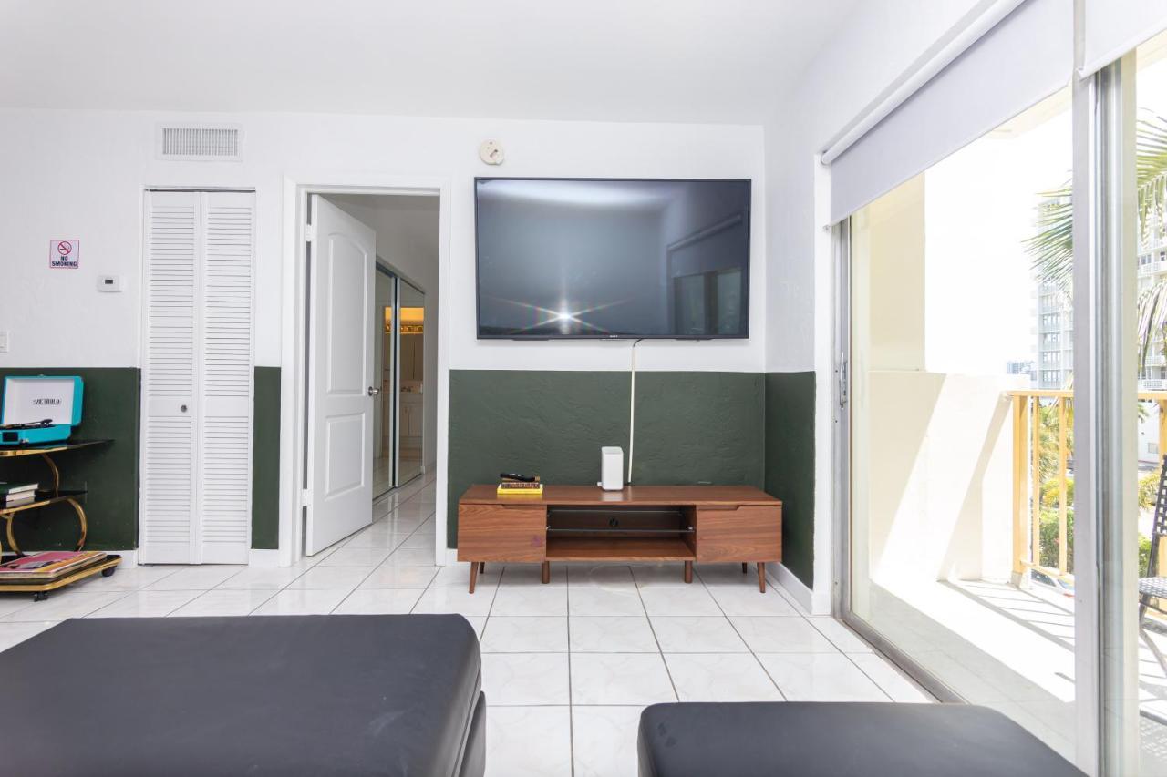 One Bedroom Apartment - With Parking & Balcony - Heart Of Wynwood Miami Exteriér fotografie